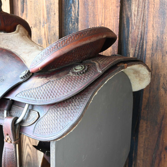 16" USED TEAM ROPING SADDLE