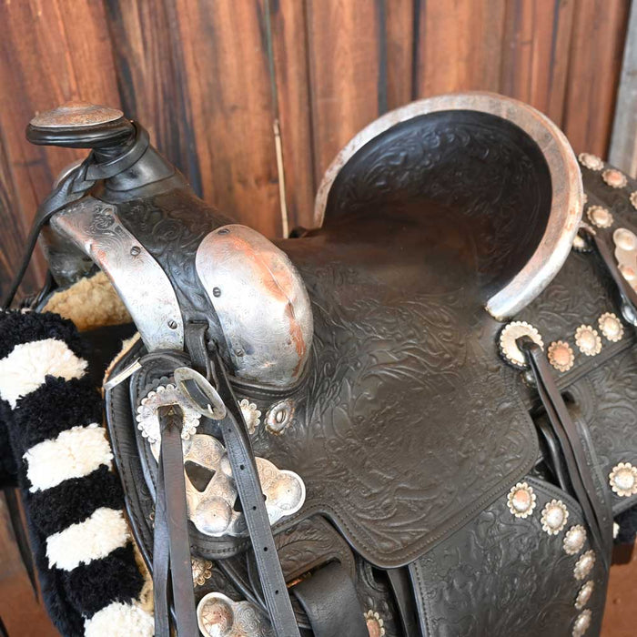 1930's-1940's Antique Show Parade Saddle Collectibles Teskey's
