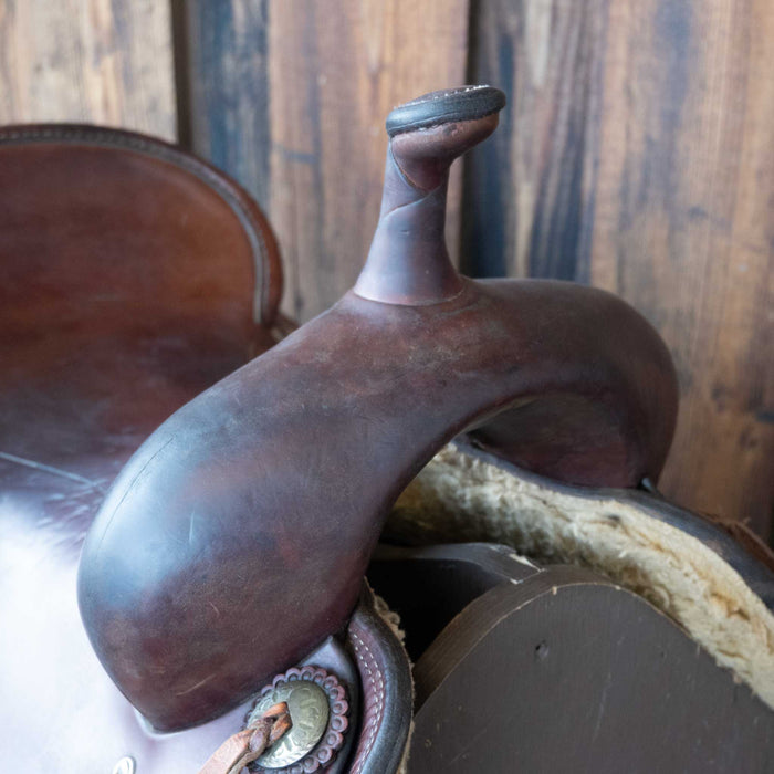 16.5" USED VALLEY VIEW CUTTING SADDLE