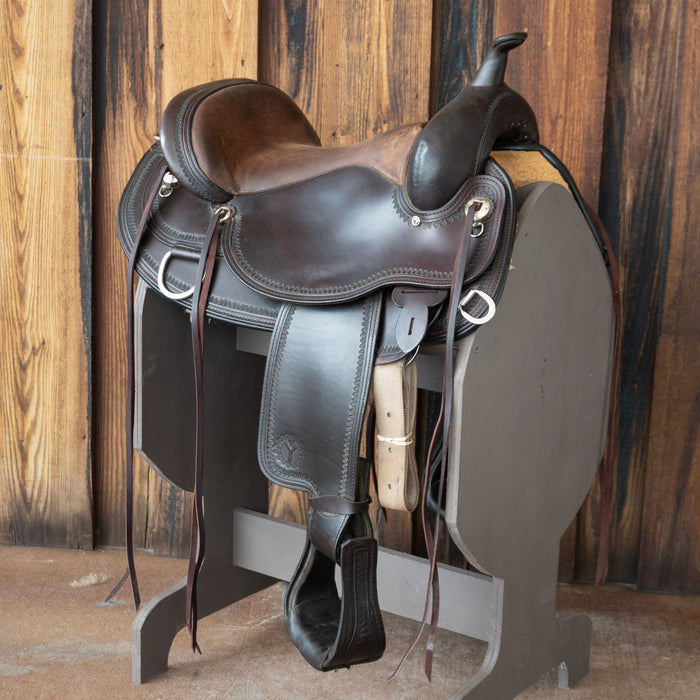 16" USED CIRCLE Y FLEX2 TRAIL SADDLE