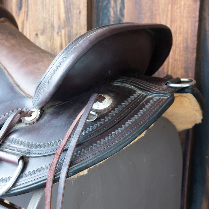 16" USED CIRCLE Y FLEX2 TRAIL SADDLE