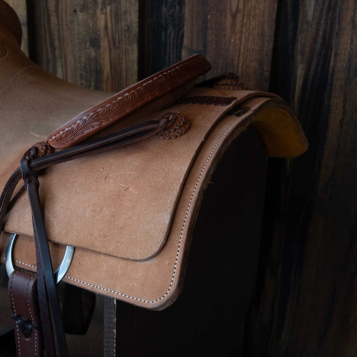 15.5" USED AUSTIN VALIMONT CUTTING SADDLE