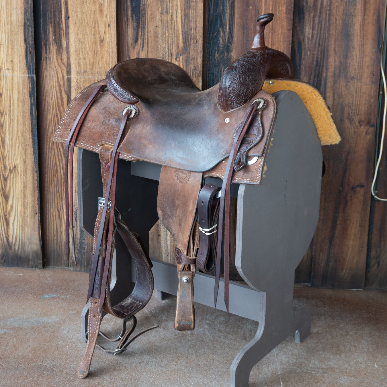 16" USED JEFF SMITH CUTTING SADDLE Saddles - Used Jeff Smith