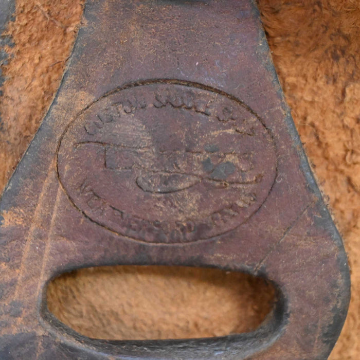 15.5" USED TESKEY'S TEAM ROPING SADDLE