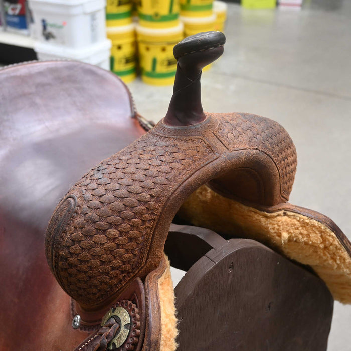 17" USED JEFF SMITH CUTTING SADDLE