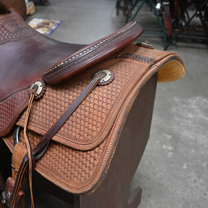 17" USED JEFF SMITH CUTTING SADDLE