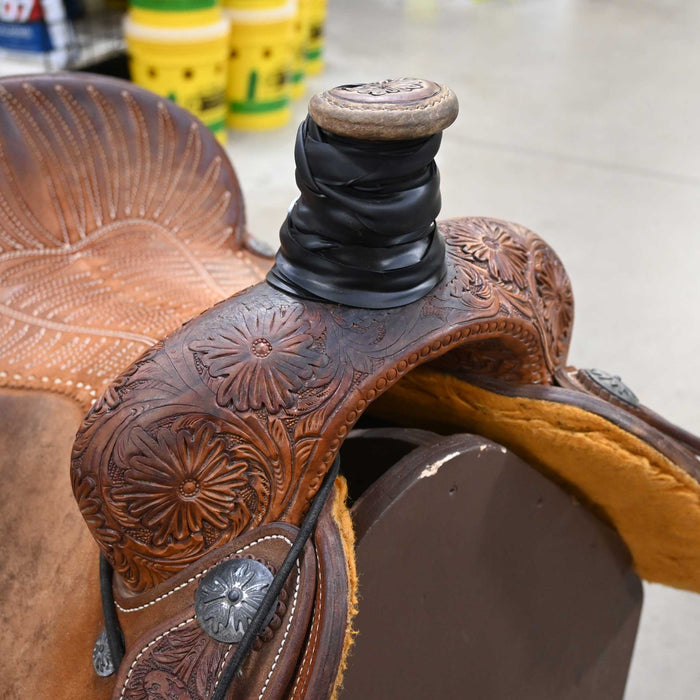 15.5" USED EQUI TECH TEAM ROPING SADDLE