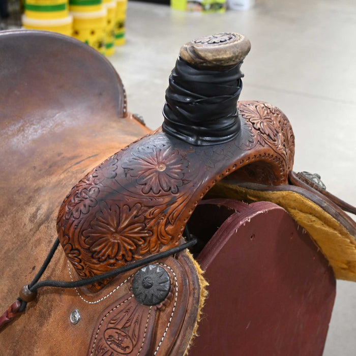 15.5" USED EQUI TECH TEAM ROPING SADDLE