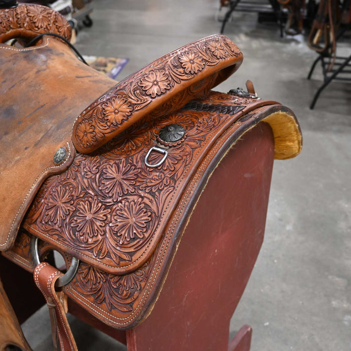 15.5" USED EQUI TECH TEAM ROPING SADDLE