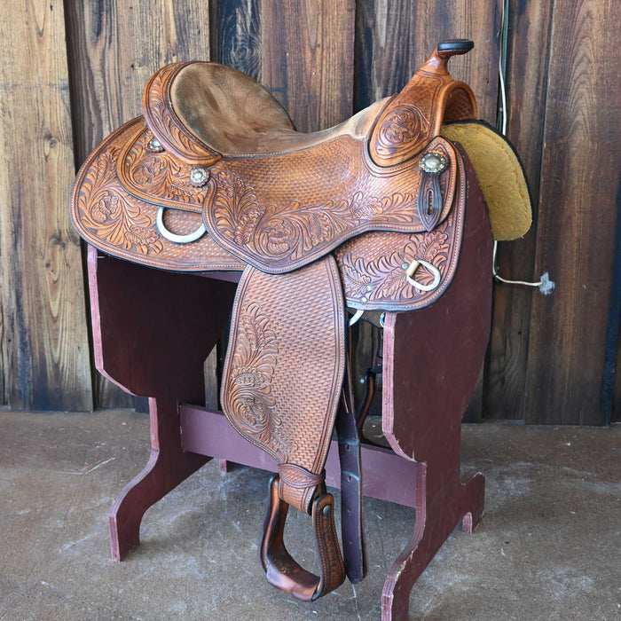 16" USED DALE CHAVEZ BARREL SADDLE