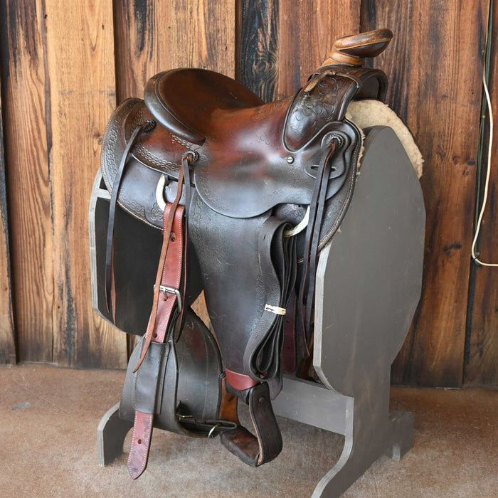 13.5" USED C.W OLIVER RANCH SADDLE