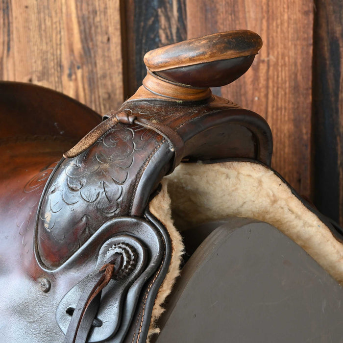 13.5" USED C.W OLIVER RANCH SADDLE