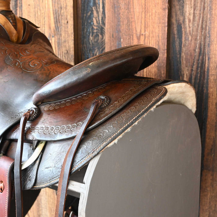 13.5" USED C.W OLIVER RANCH SADDLE