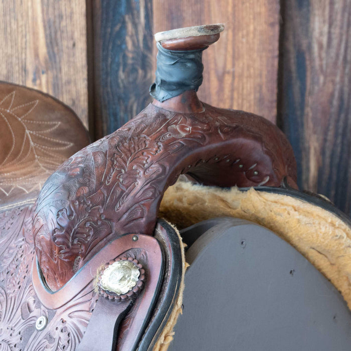 15.5" USED CORRIENTE TEAM ROPING SADDLE