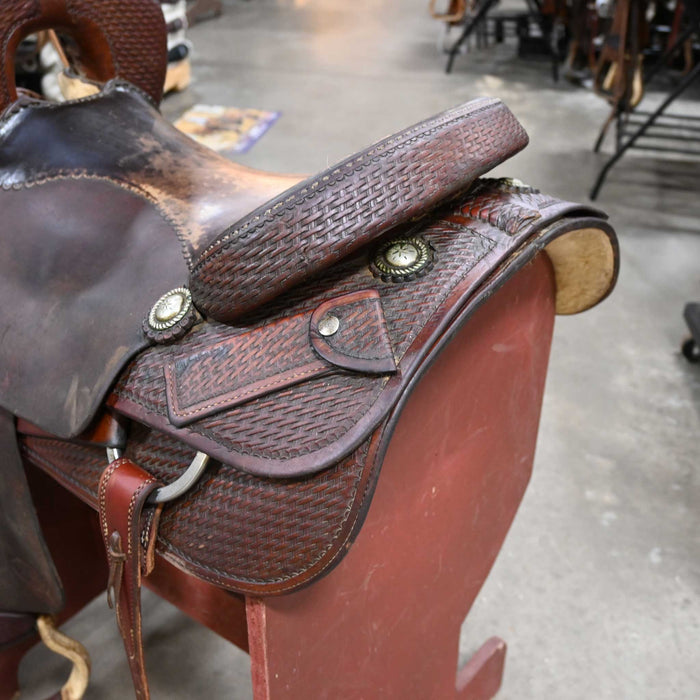 17" USED CAJUN CUTTING SADDLE