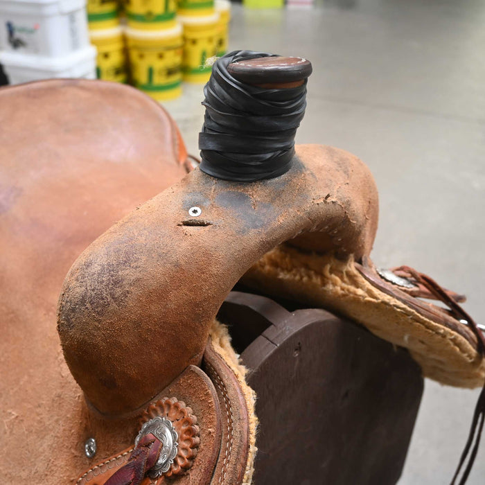 15.5" USED TESKEY'S TEAM ROPING SADDLE