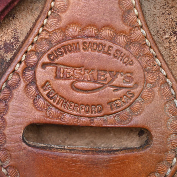 15.5" USED TESKEY'S TEAM ROPING SADDLE