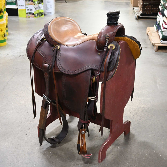 15.5" USED MARTIN TEAM ROPING SADDLE