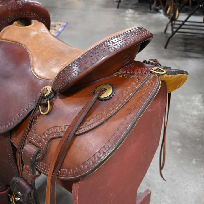 15.5" USED MARTIN TEAM ROPING SADDLE
