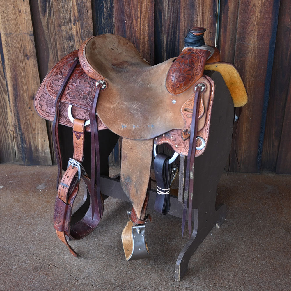 15" USED JEFF SMITH ROPING SADDLE Saddles - Used Jeff Smith
