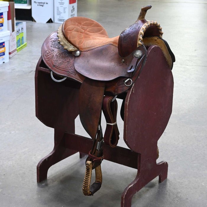 15.5" USED CIRCLE A BARREL SADDLE
