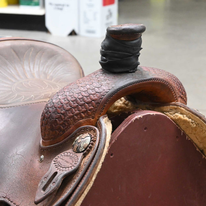 16" USED LARRY DUGGAN TEAM ROPING SADDLE