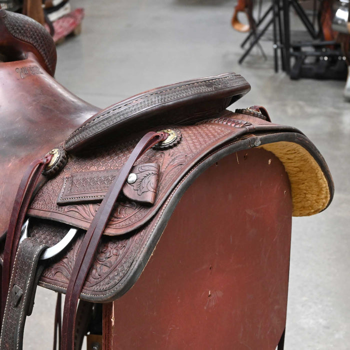 16.5" USED JEFF SMITH CUTTING SADDLE
