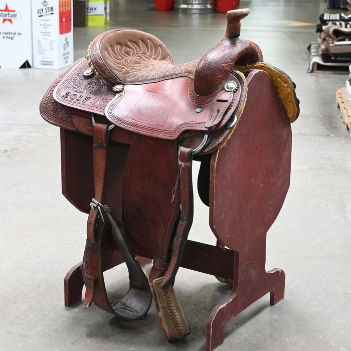 15.5" USED CORRIENTE TEAM ROPING SADDLE