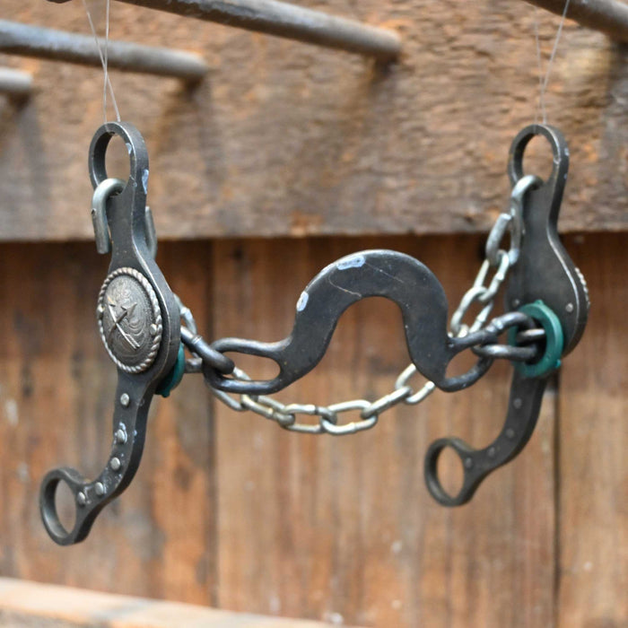 Paul Petska Washer Ported Chain Bit w/Silver Arrow Concho