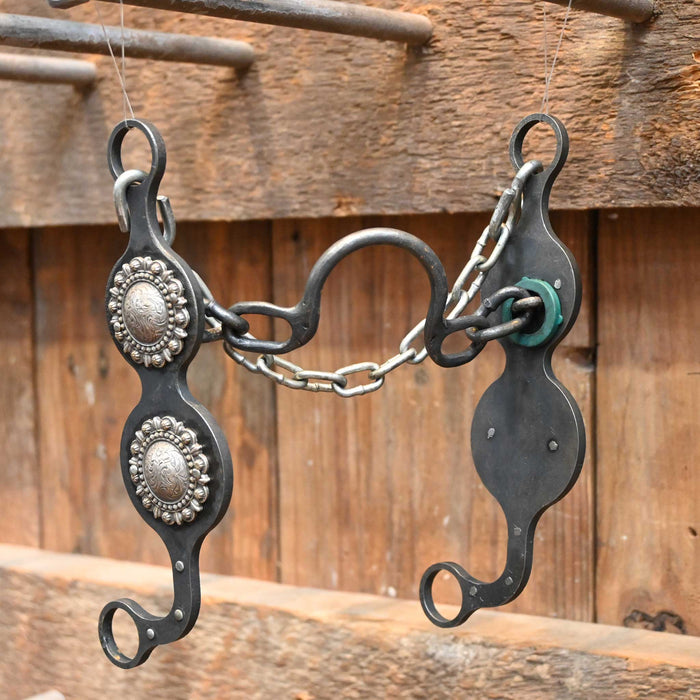 Paul Petska Ported Chain Bit w/Classic Silver Conchos