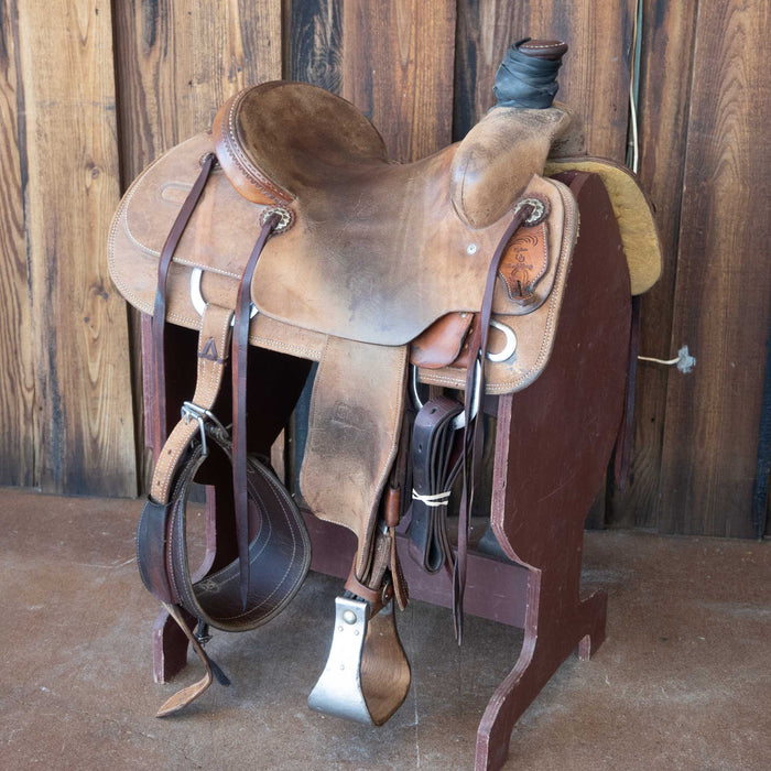 14" USED TYLER TEAM ROPING SADDLE