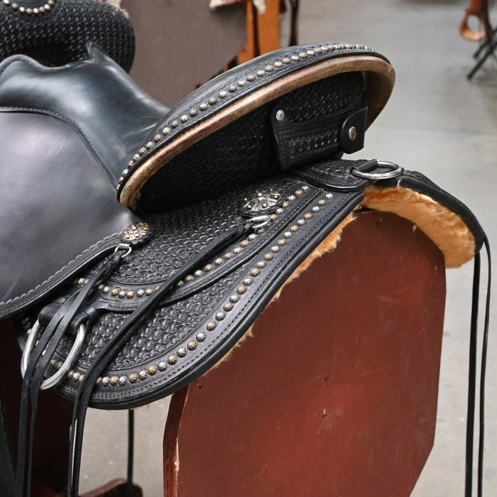 17" USED CIRCLE Y TRAIL SADDLE
