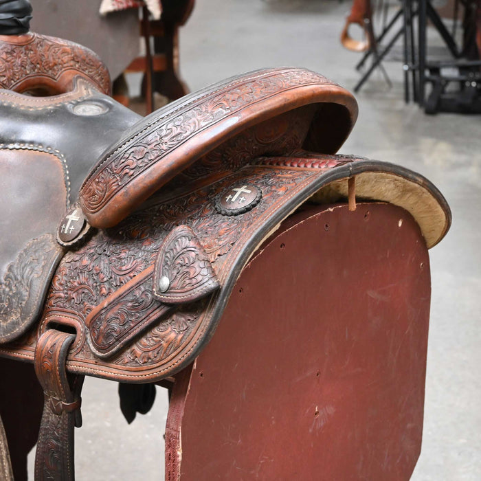 13.5" USED TROPHY TACK TEAM ROPING SADDLE