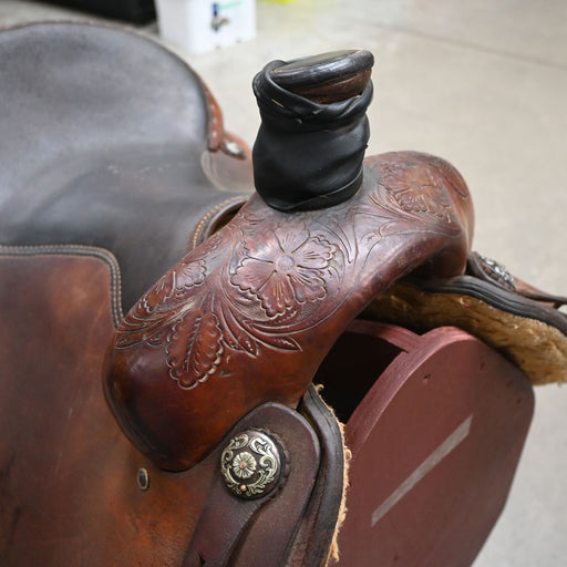 15.5" USED TESKEY'S ROPING SADDLE Saddles - Used Teskey's Saddlery