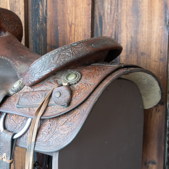 15.5" USED M.L LEDDY CUTTING SADDLE