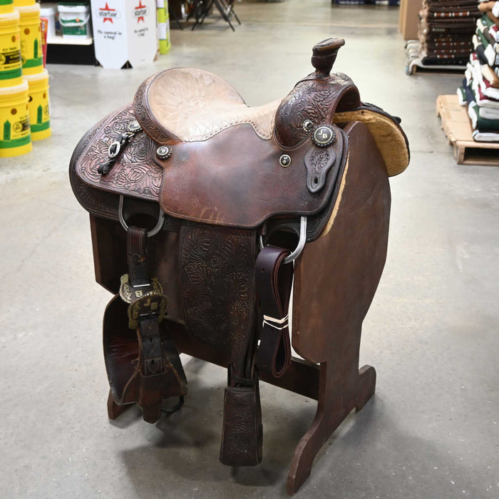 14" USED D.W BARNES TEAM ROPING SADDLE