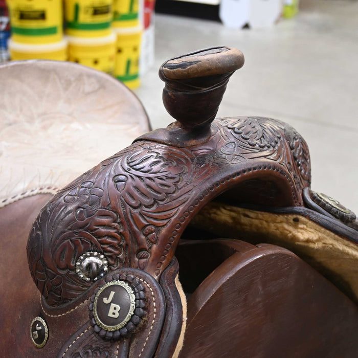 14" USED D.W BARNES TEAM ROPING SADDLE
