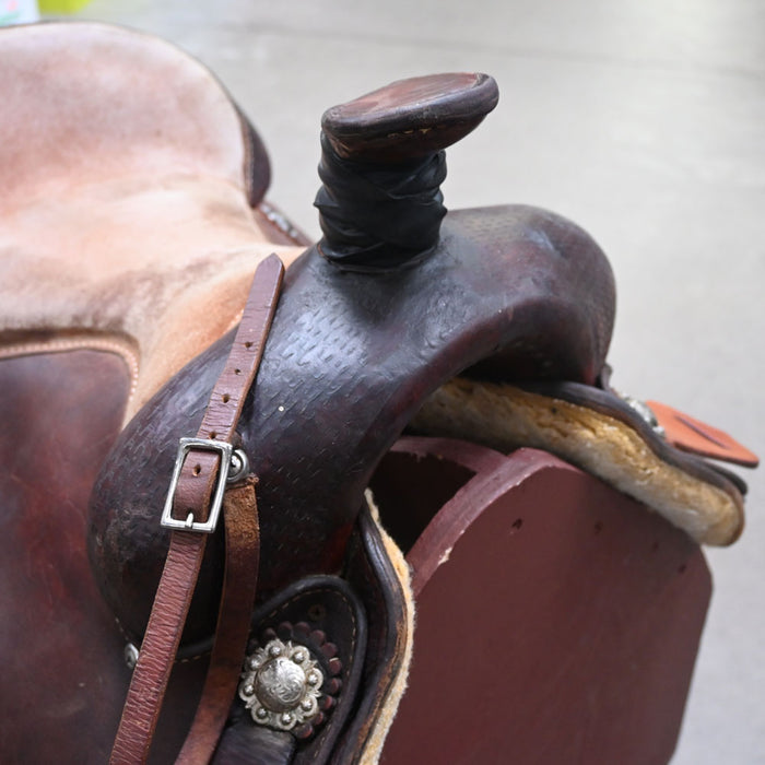 15.5" USED ROPING SADDLE
