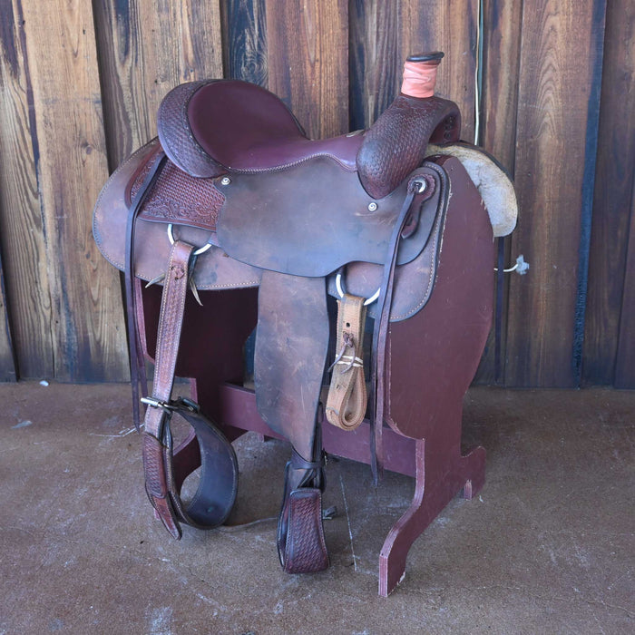 15.5" BILLY COOK TEAM ROPING SADDLE Saddles - Used Billy Cook