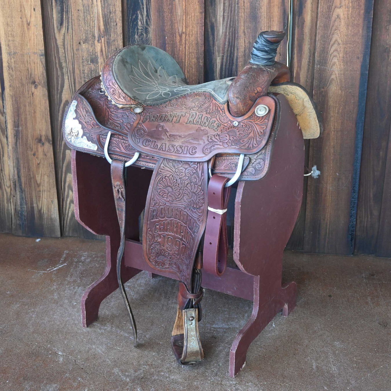 15.5" USED DOUBLE J TEAM ROPING SADDLE Saddles - Used DOUBLE J SADDLERY