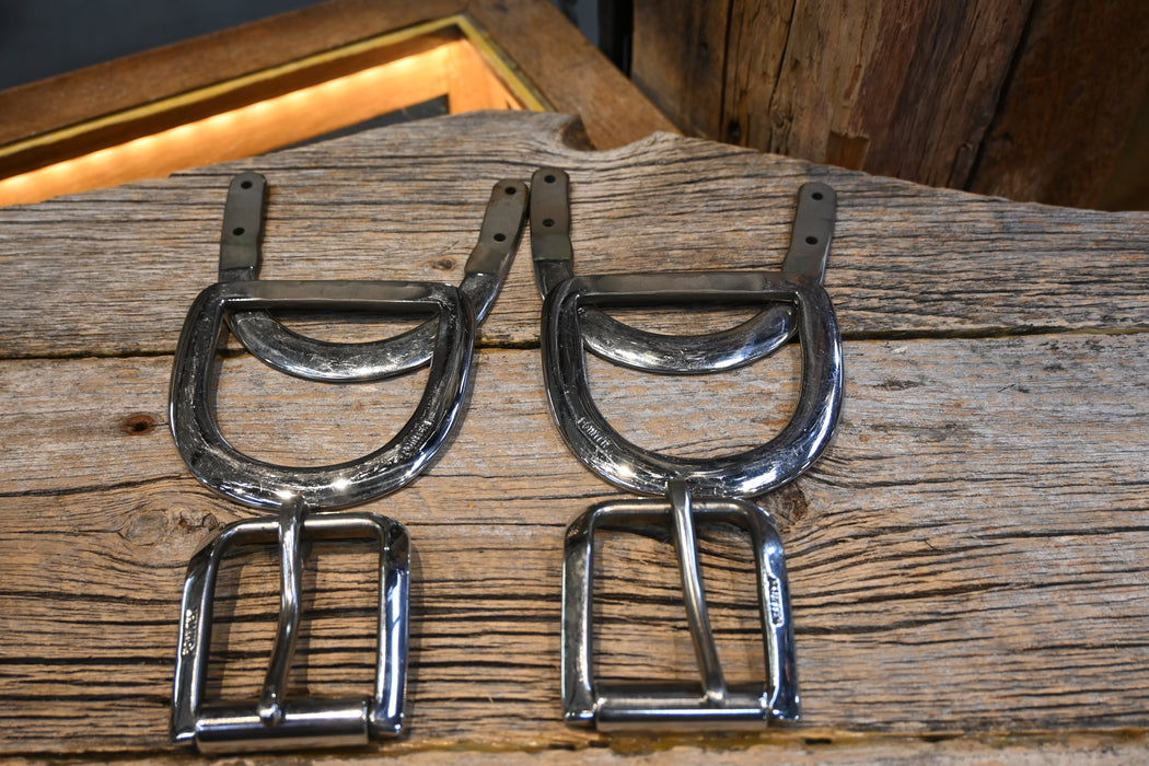 Glen Pointer Saddle Hardware Set
