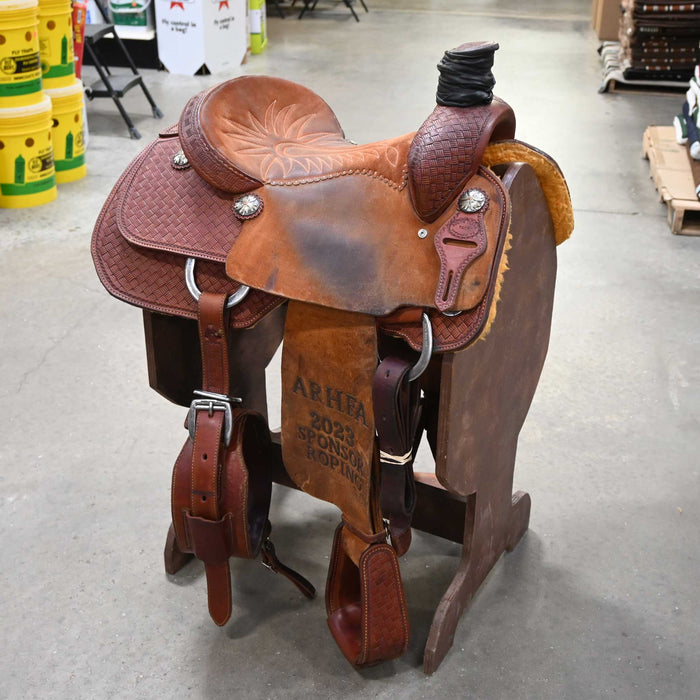 14.5" USED SOUTH TEXAS TACK TEAM ROPING SADDLE