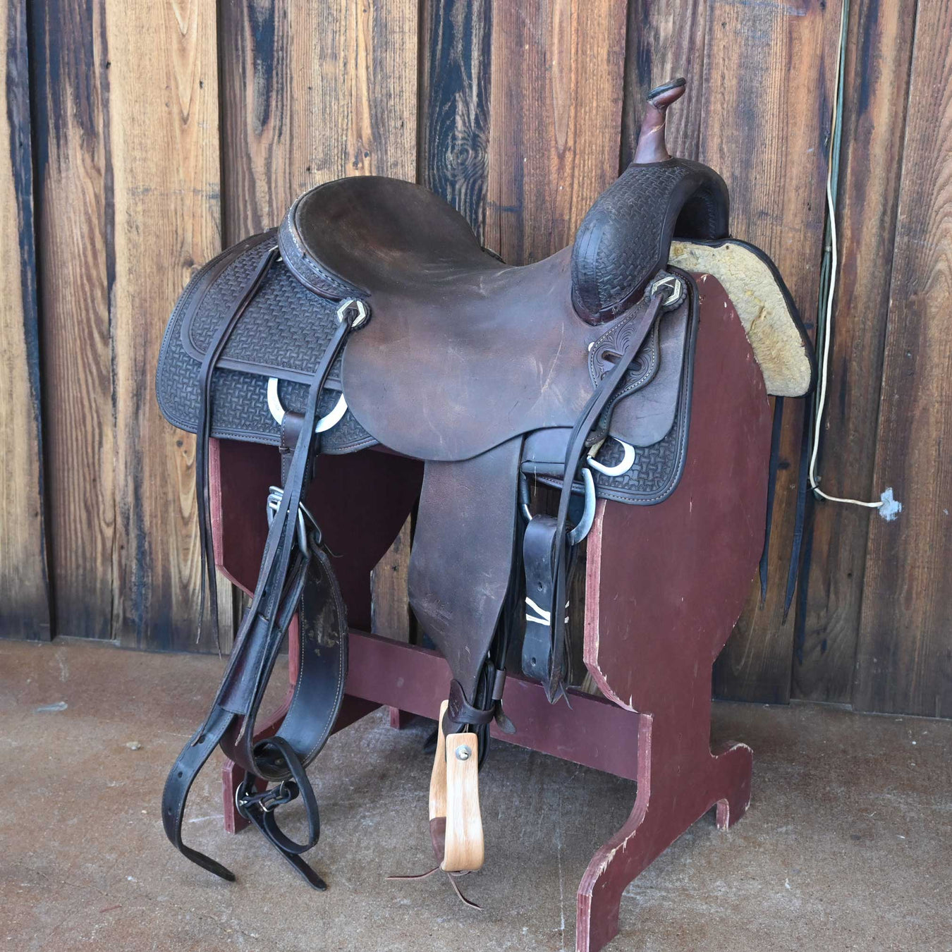 16.5" USED JEFF SMITH CUTTING SADDLE Saddles - Used Jeff Smith