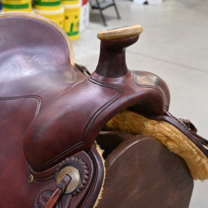 15.5" USED CATCH PEN TEAM ROPING SADDLE