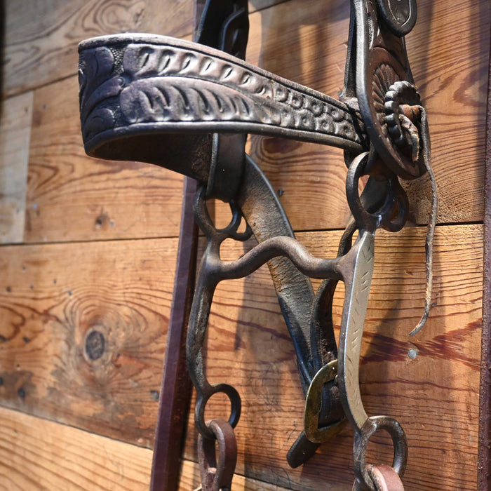 Vintage Fully Tooled with a Silver MountedCrockett Bit & Rossettes