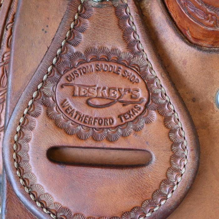 13.5" USED TESKEY'S TEAM ROPING SADDLE Saddles - Used Teskey's Saddlery