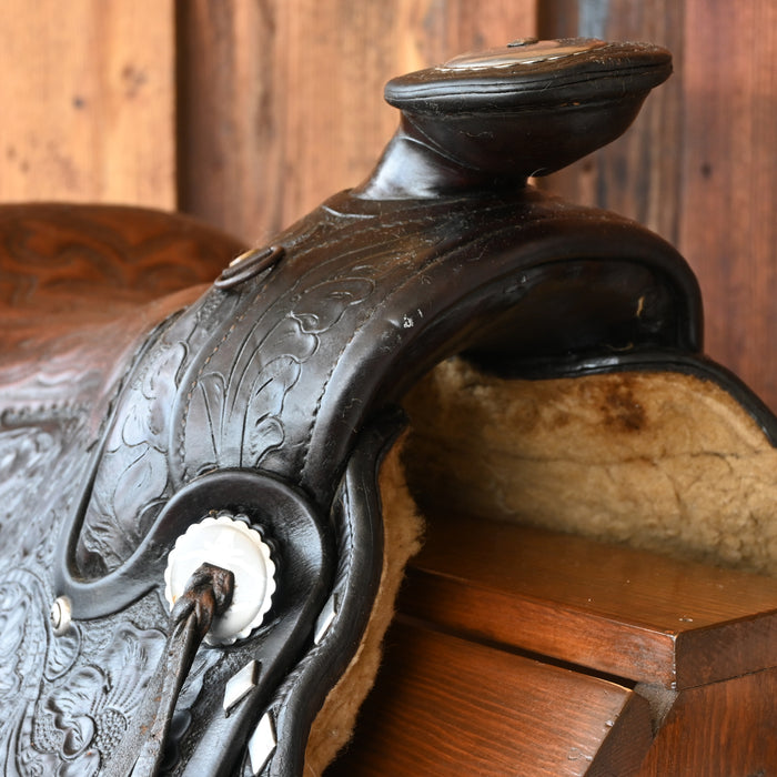 Antique Hereford Tex-Tan Saddle