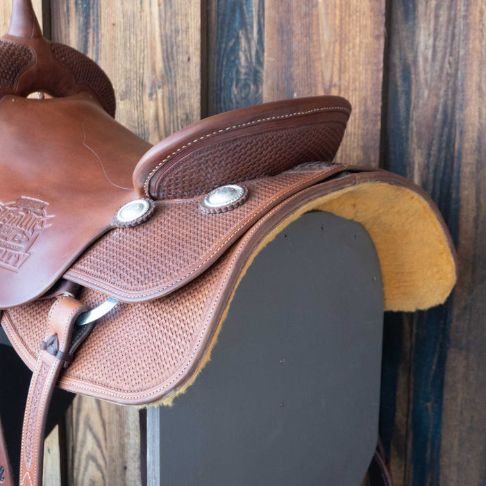 17" USED BOB'S CUSTOM CUTTING SADDLE