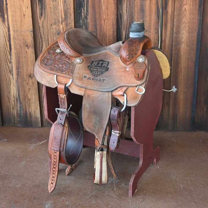 15" USED SCOTT THOMAS TEAM ROPING SADDLE