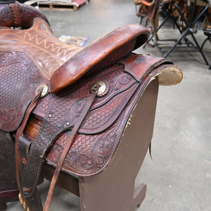 15" USED C. VEGA TEAM ROPING SADDLE